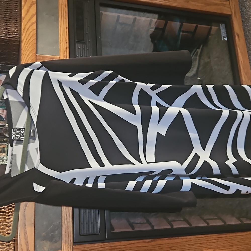 CLARA SUNWOO Black and White Geometric Tunic